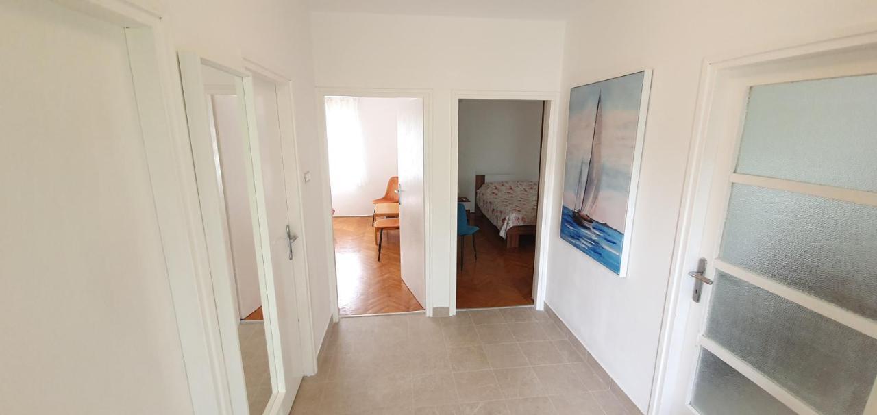 Apartman Kora Njivice Exteriér fotografie