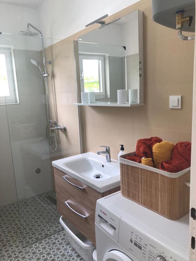Apartman Kora Njivice Exteriér fotografie