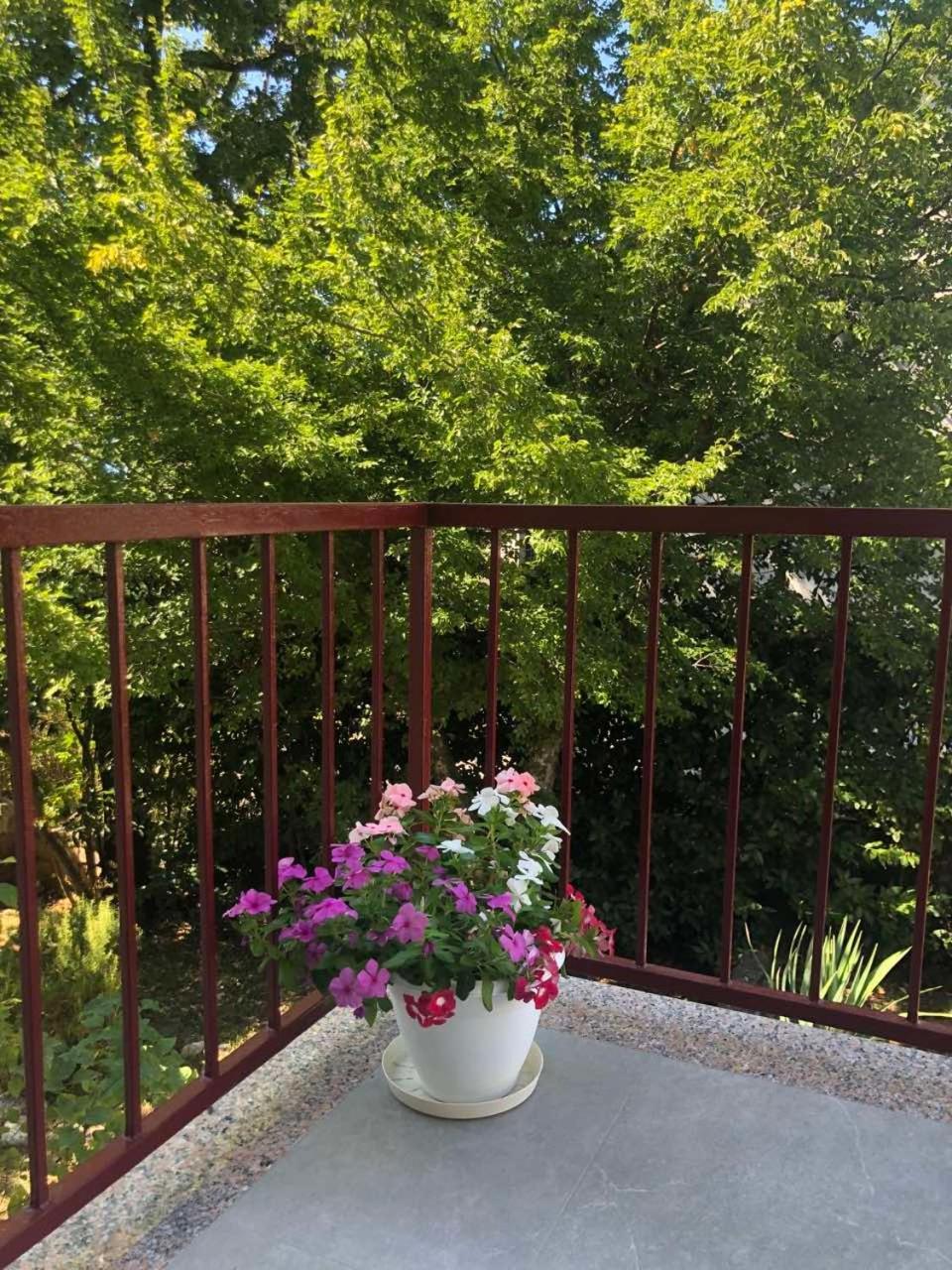 Apartman Kora Njivice Exteriér fotografie