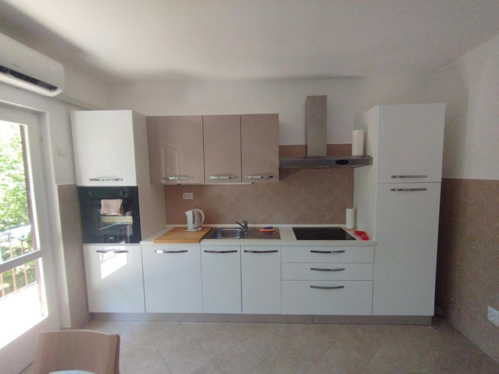 Apartman Kora Njivice Exteriér fotografie