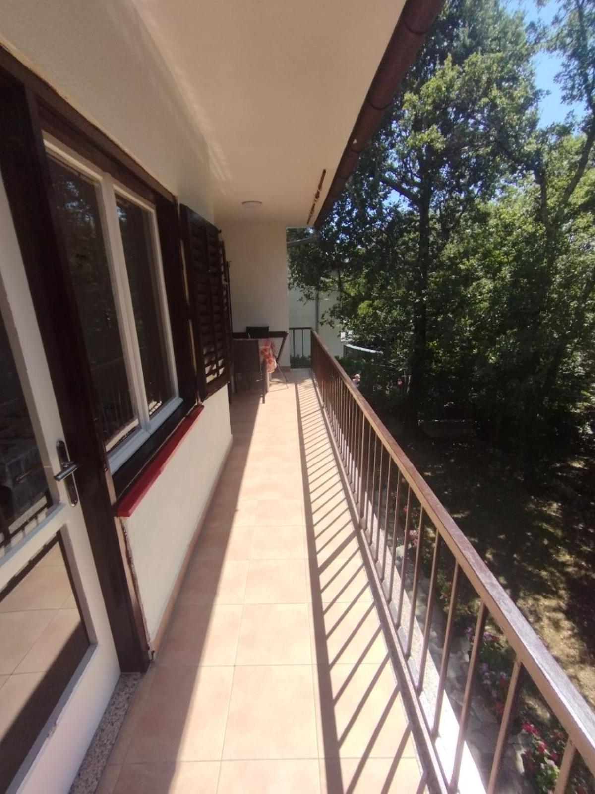 Apartman Kora Njivice Exteriér fotografie